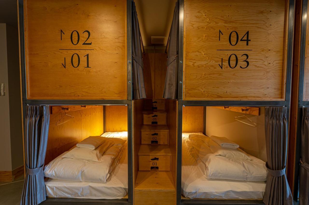 Wise Owl Hostels Kyoto Bagian luar foto