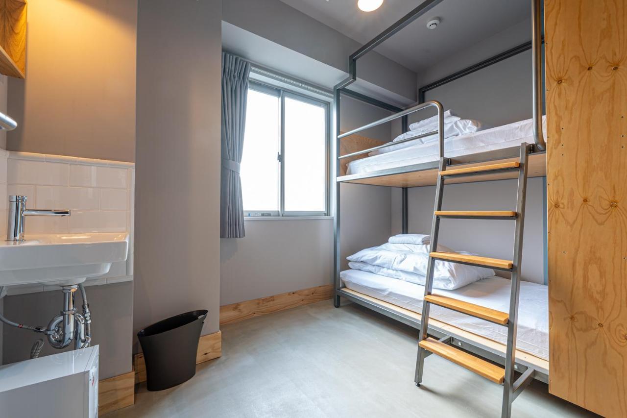 Wise Owl Hostels Kyoto Bagian luar foto