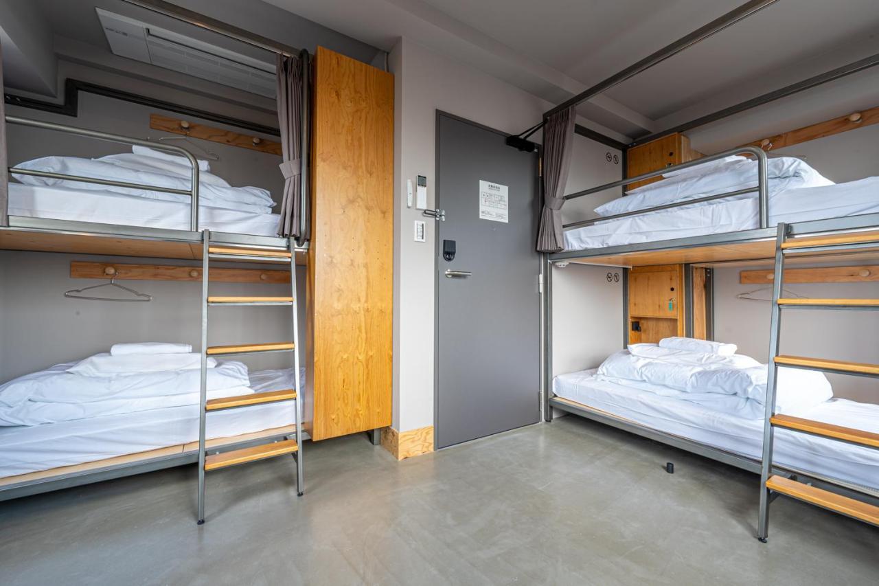 Wise Owl Hostels Kyoto Bagian luar foto